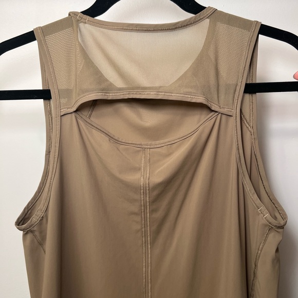Lululemon Tank - Picture 2 of 4